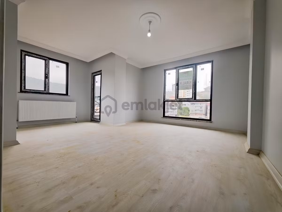 Sultanbeyli Yavuz Selimde 160 M² Satılık 4+1 Dubleks Daire!