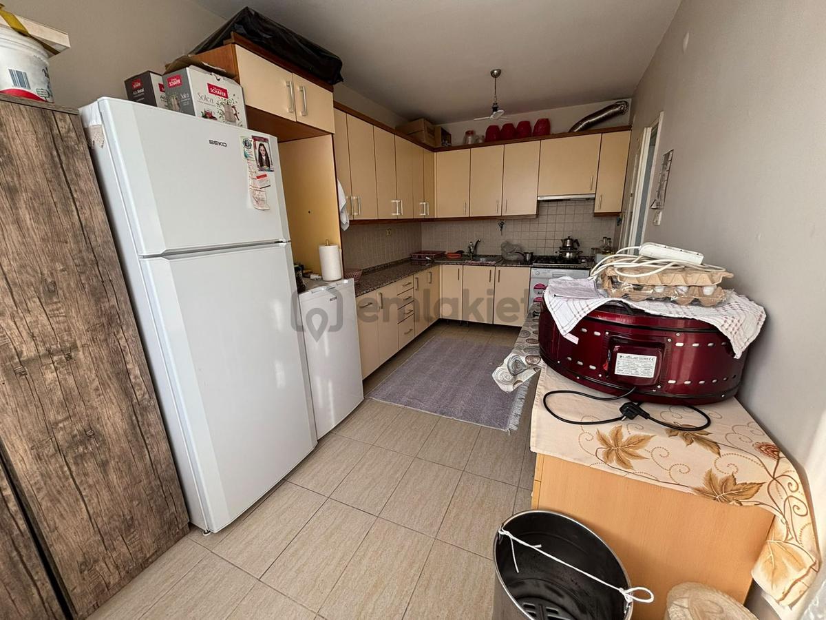 Konak Güney Mahallesi'nde Satılık 2+1 Aydınlık Daire - 13