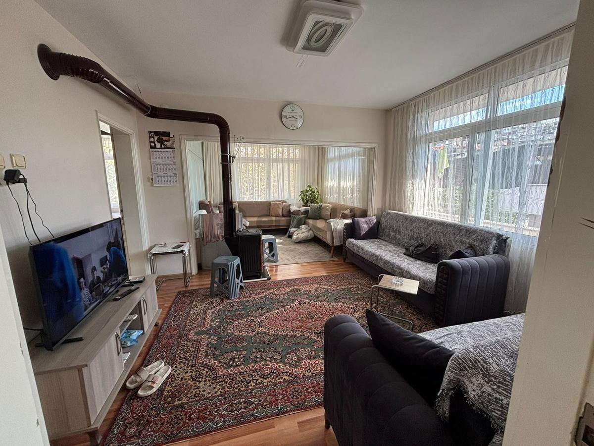 Konak Güney Mahallesi'nde Satılık 2+1 Aydınlık Daire - 4