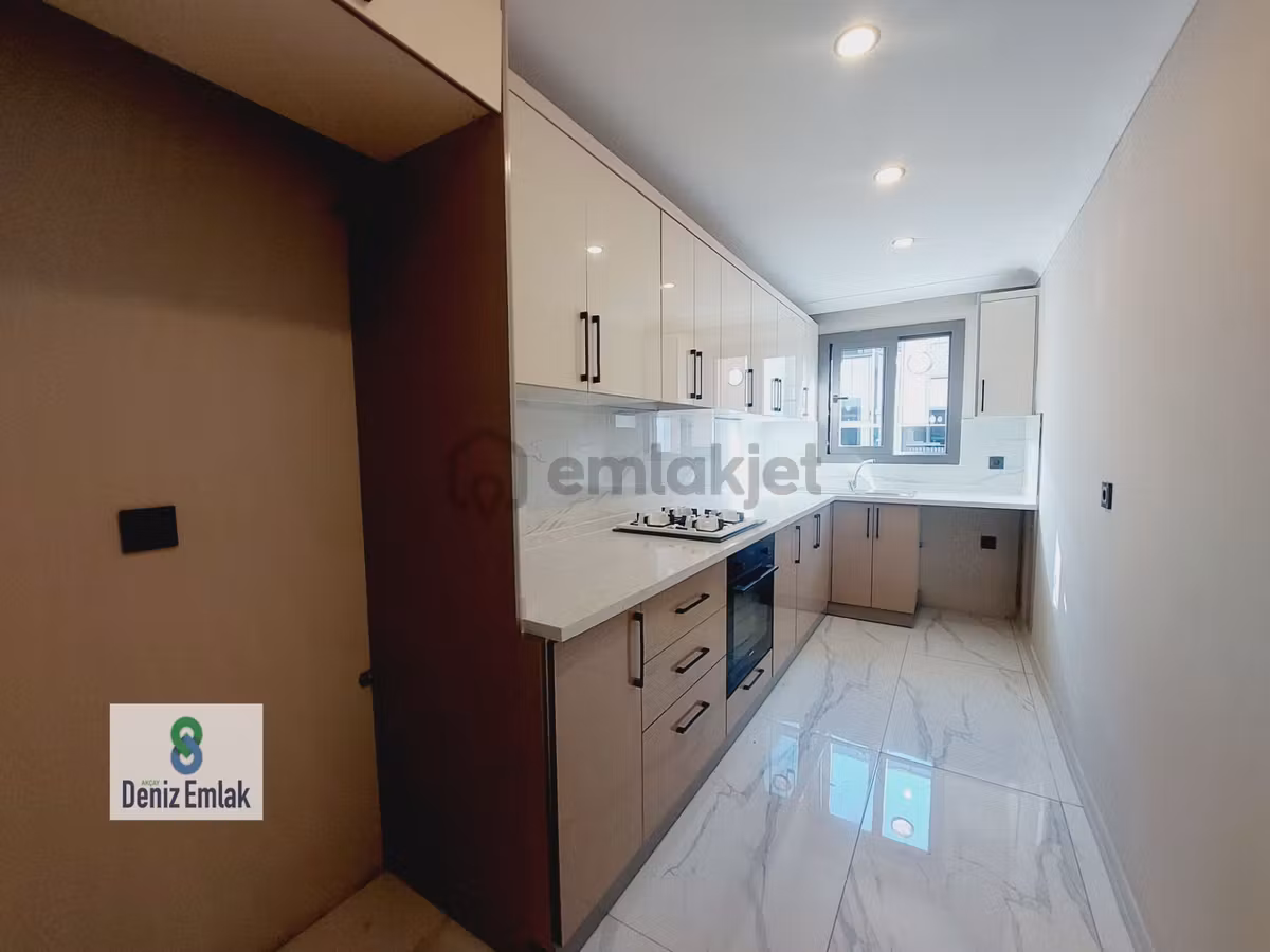 Denizden Akçayda Kapalı Otoparklı Satılık 3+1 Dubleks Daire. - 18