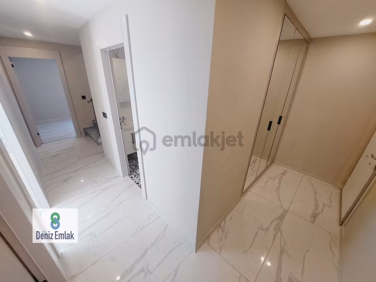 Denizden Akçayda Kapalı Otoparklı Satılık 3+1 Dubleks Daire. - 23