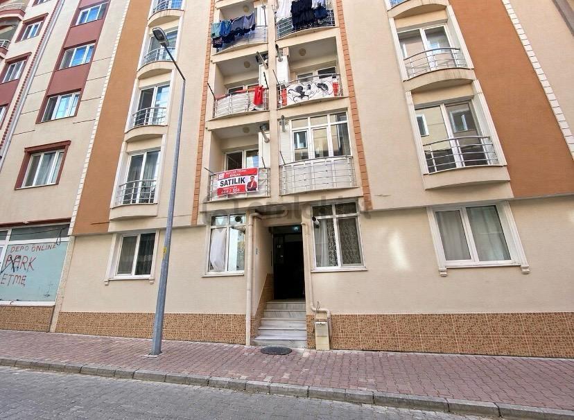 Molla Team'dan Reşadiye Mahallesinde Eşyalı 2+1 Satılık Daire