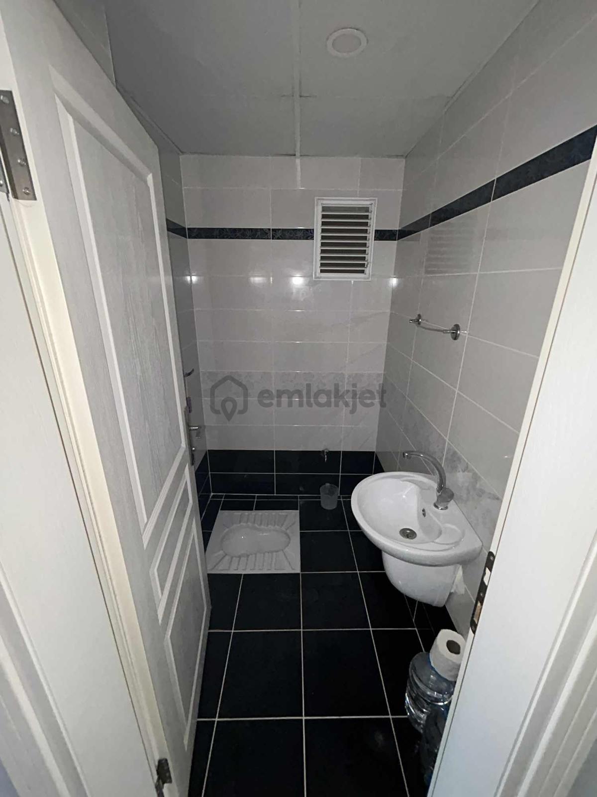 Mayıs Sonuna Kadar Kiralık Cağaloğlunda 3+1 Kiralık - 16