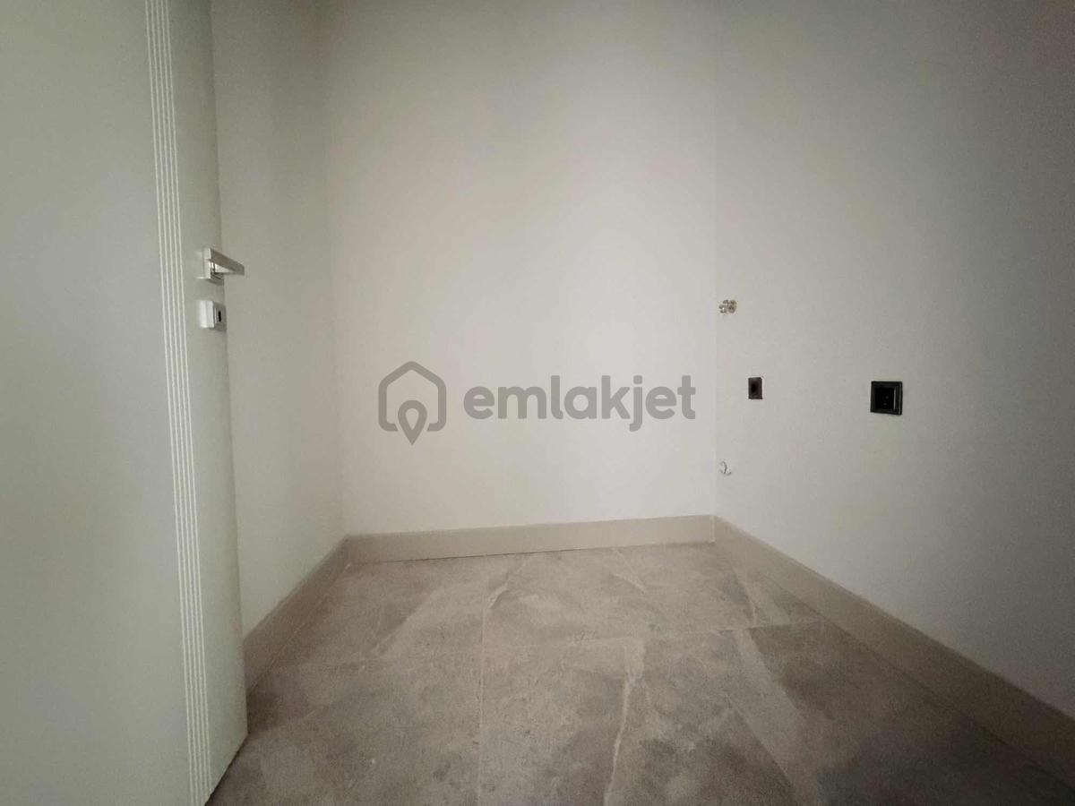 Emlak Konut Çınarköy'de 3+1 Bahçe, Orman Manzaralı Satılık Daire - 11