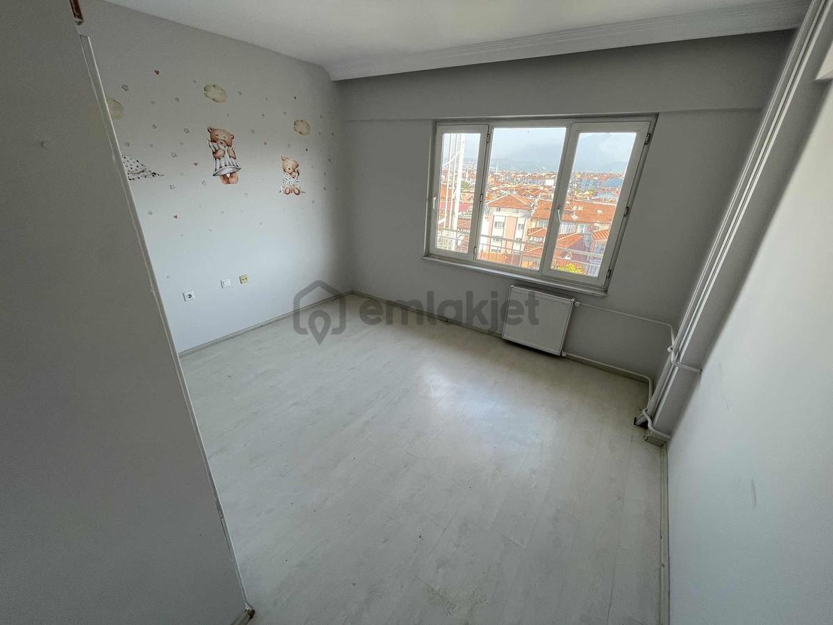 Lise Caddesinde 2+1 130 M2 Kiralık Arakat Daire - 6