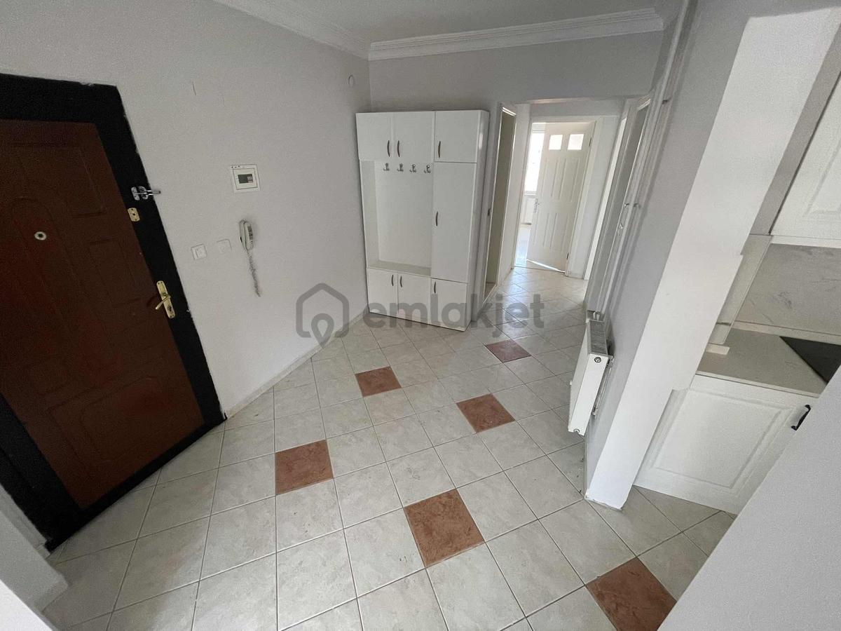 Lise Caddesinde 2+1 130 M2 Kiralık Arakat Daire - 4
