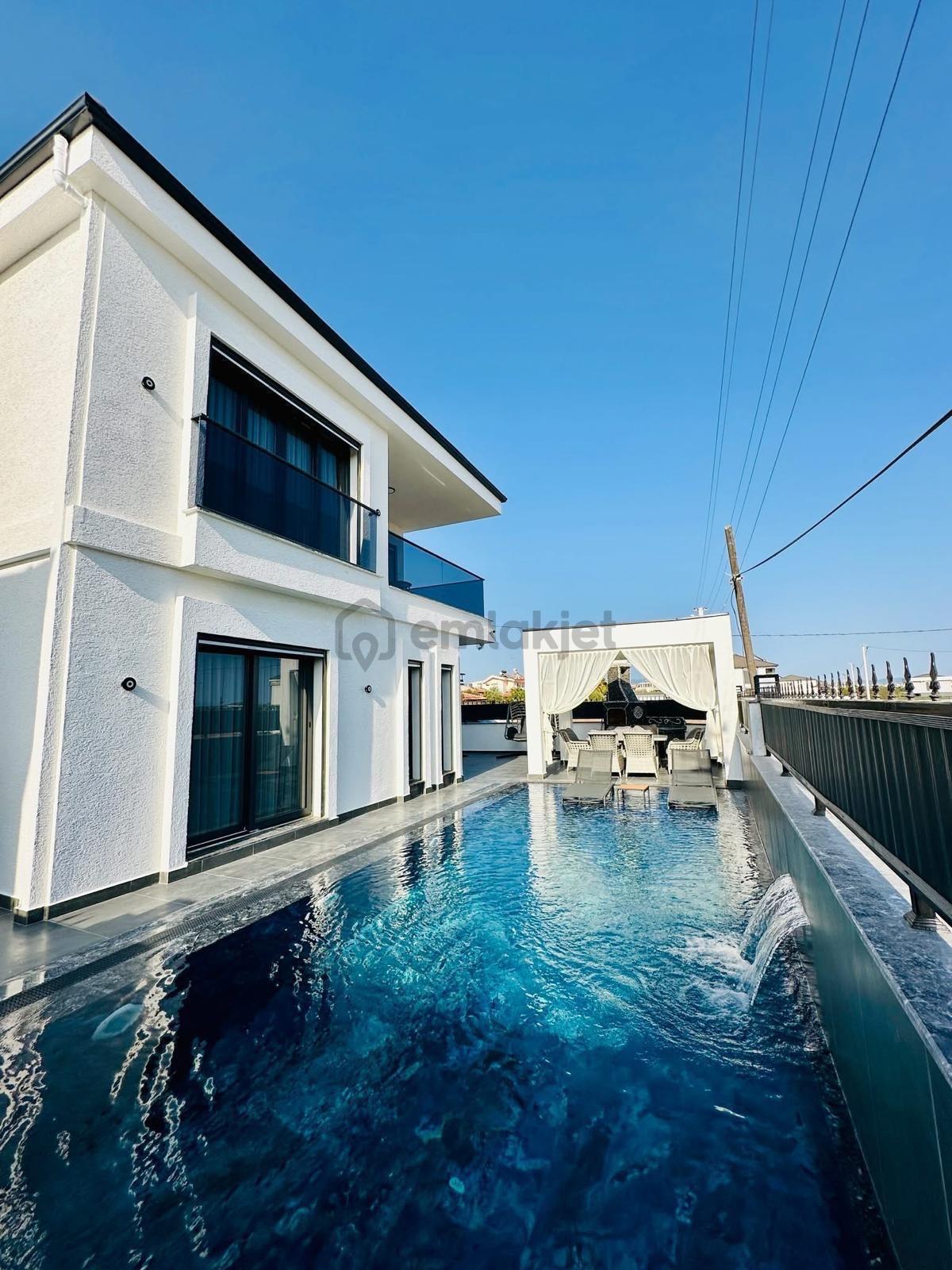 Didim’de Satılık 4+1 Eşyalı, Havuzlu Müstakil Villa - 5