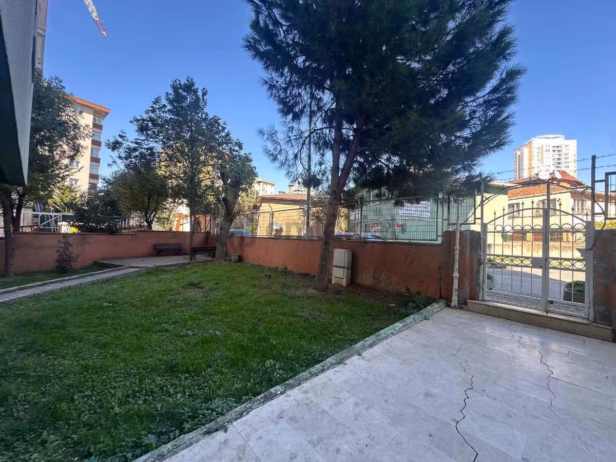 Küçükbakkalköy Metroya 5 Dk Arakat Kıralık - 4