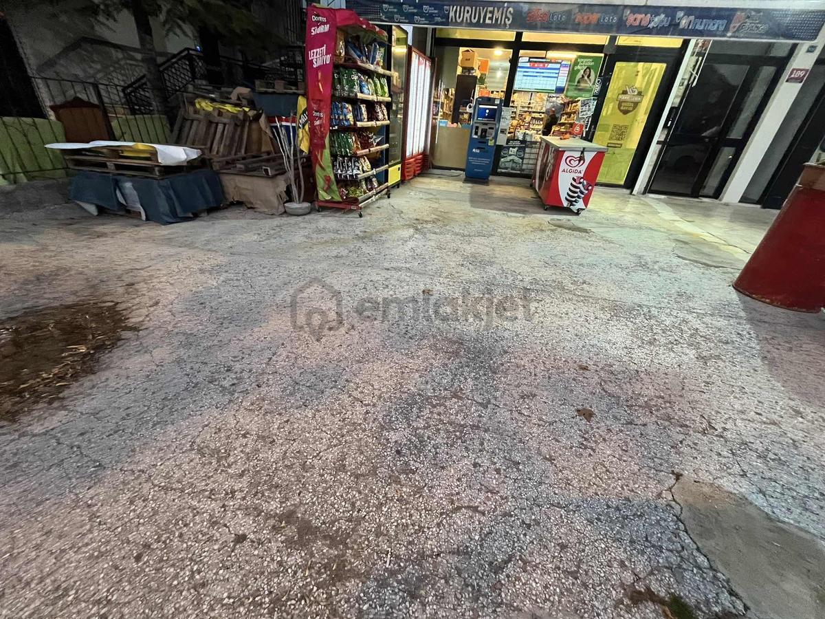 Cevizlidere Cadde Üzerinde Hazır Tezgah Devren Kiralık - 3