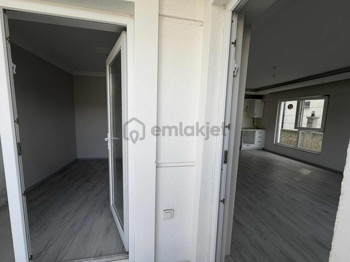 Arifiye 2+1 Kiralık Daire Yerden Isıtma Site İçi - 9