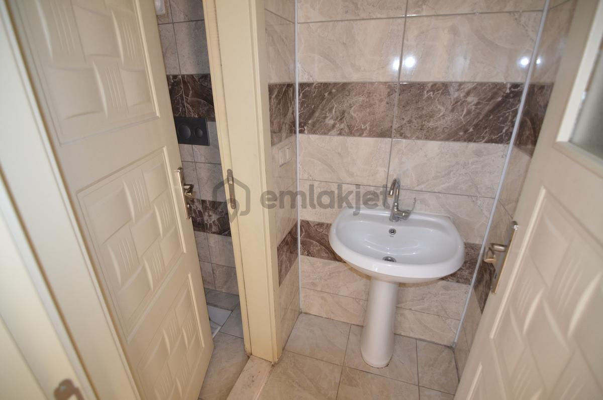 Karaca'dan Çimenlik Mahallesinde Ara Kat 3+1 Kiralık Daire - 10