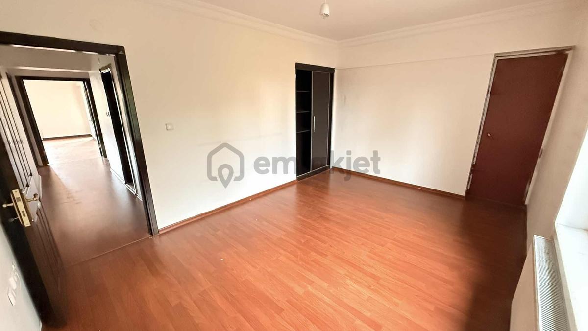 Çakırlarda Önü Açık, Asansörlü Ara Kat 3+1 Kiralık - 15