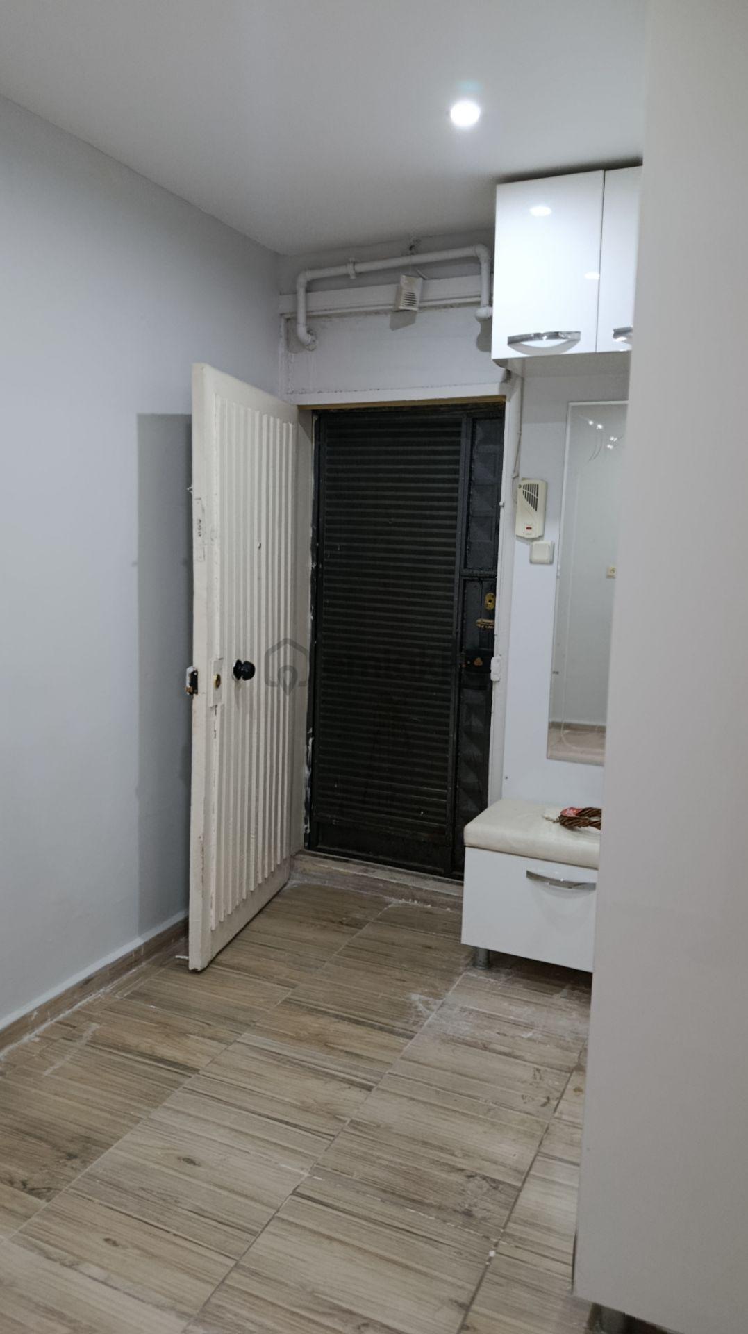 5 Oda Doğalgazlı Ful Bakımlı Merkezi Konumda - 8