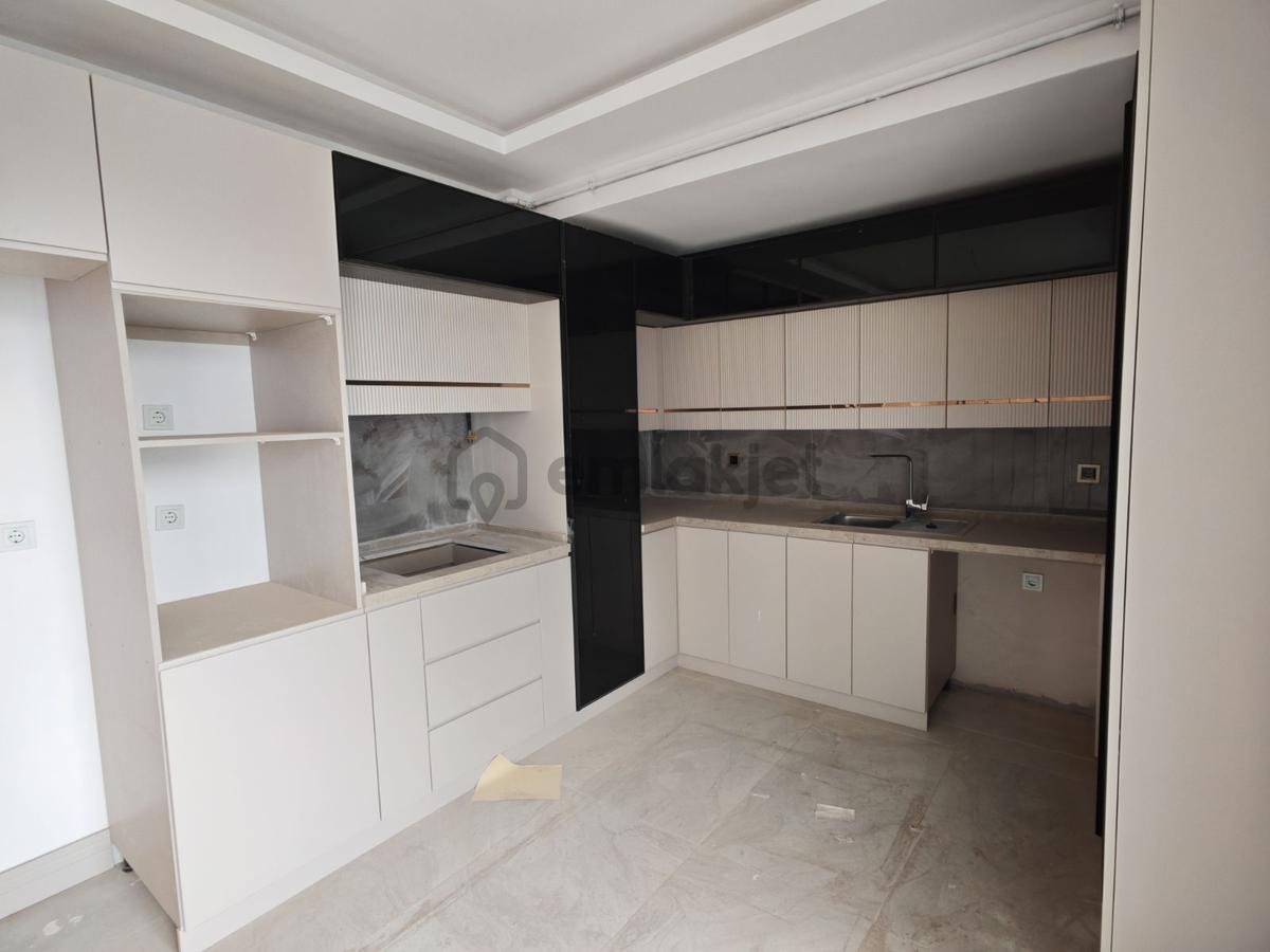 Hacı Halit Yapıda Acil Satılık 2+1 Yetişen Alır - 3