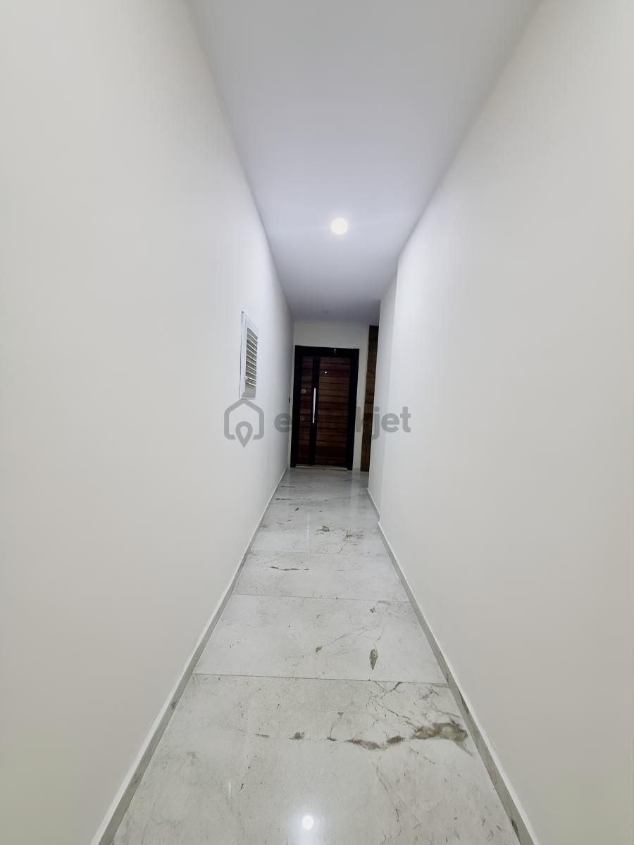 Kuşadası Davutlar Bölgesinde 2+1 Kiralık Daire - 7