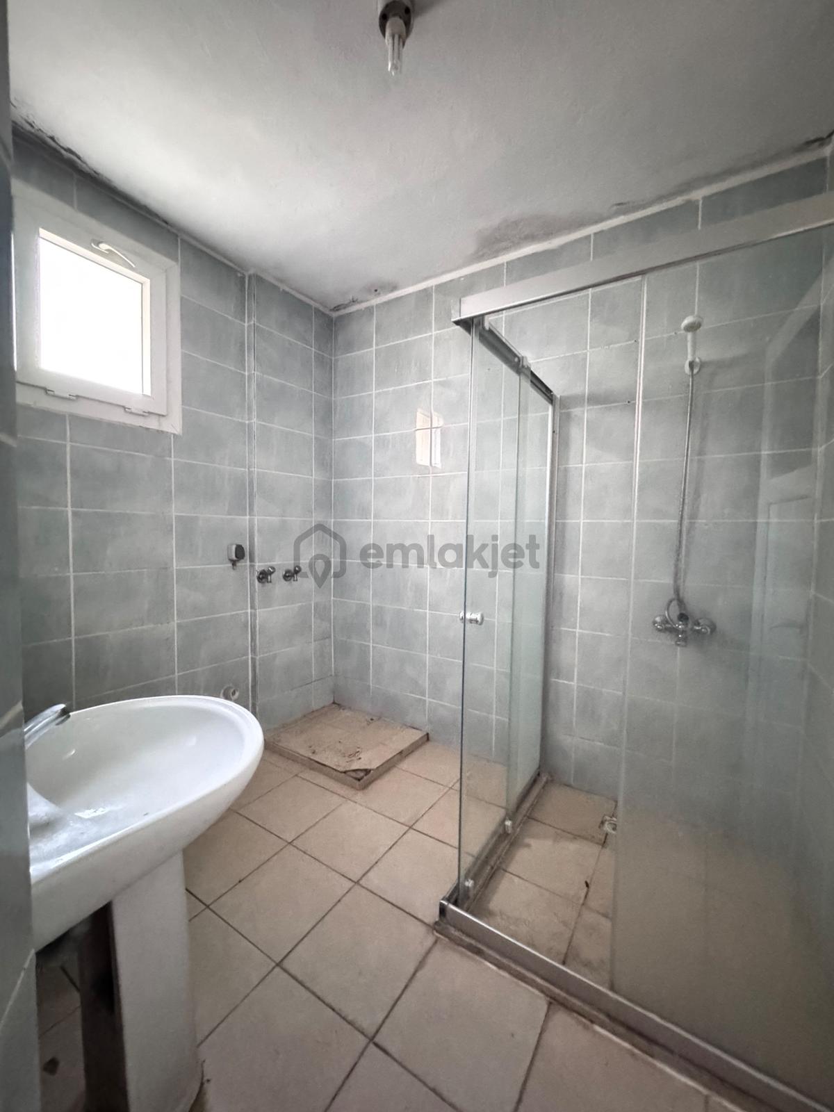Foça Mahallesi’nde 2+1 Kiralık Giriş Kat Daire - 7