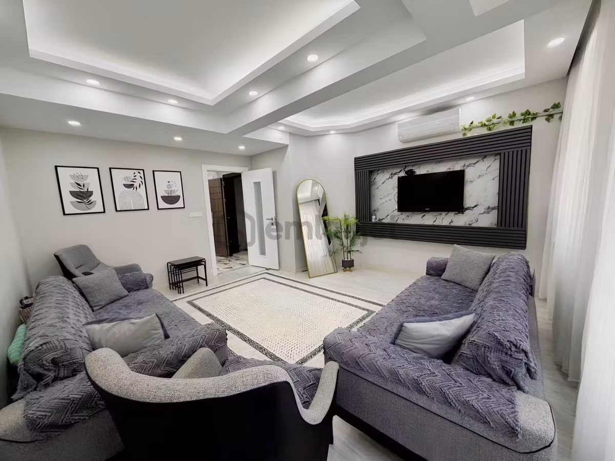 Gülyaka Mah De 2+1 İçi Yapılı Doğalgazlı Satılık Daire