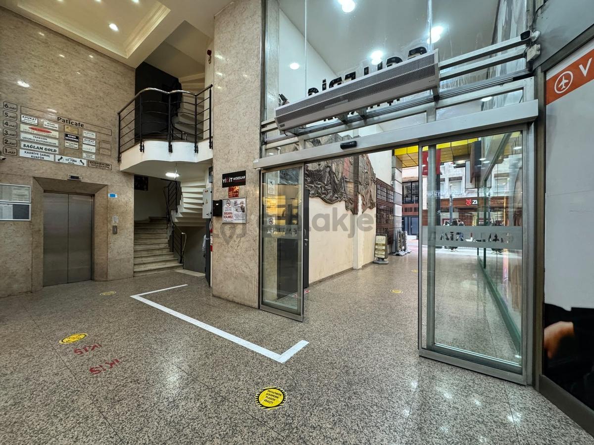 Trabzon Maraş Caddesinde Devren Kiralık Güzellik Merkezi - 6