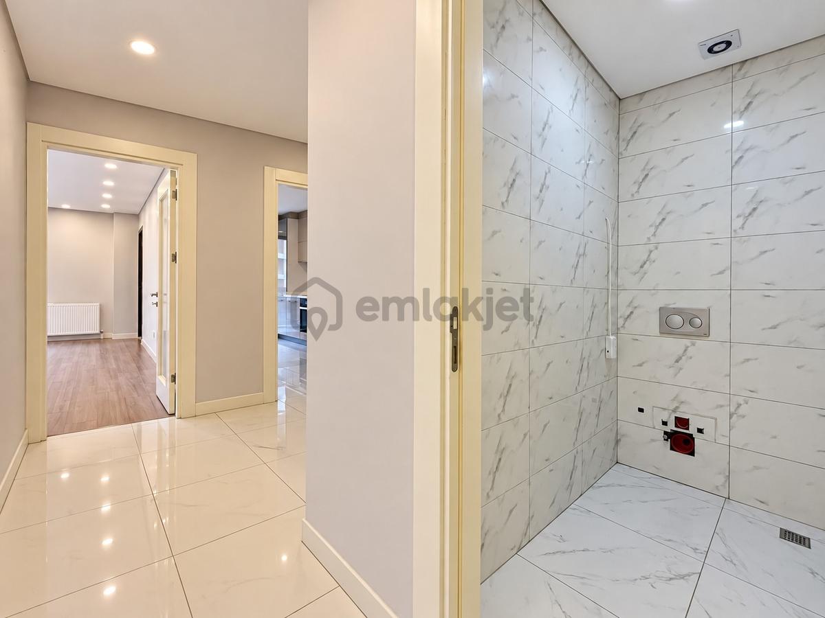 360 Kurtköyde Satılık 4,5+1 Planlı, Özel Tasarım 3,5+1 Daire - 24