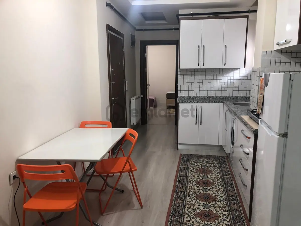 Bornovada Eşyalı 1+1 Kiralık Lüks Daire - 16