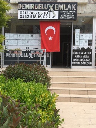 Demi̇r Deluxe logo