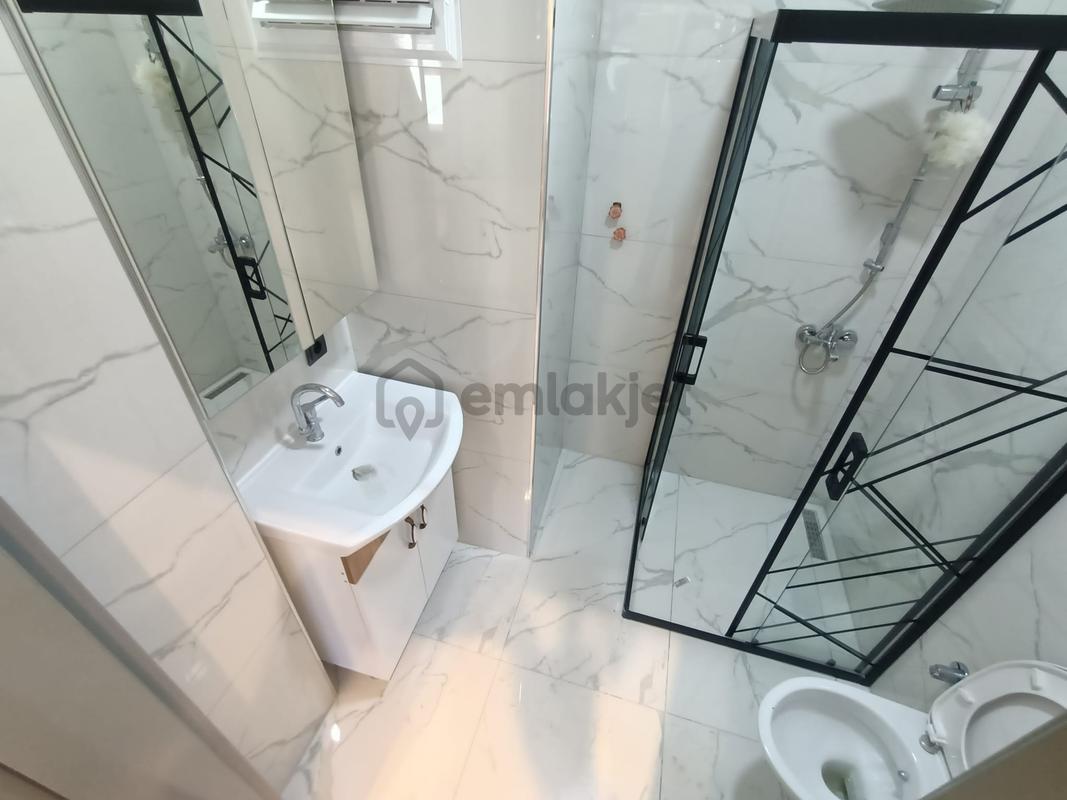 Kadıköy Merkezde 6+1 Lüks Villa | Krediye Uygun & Yatırım Fırsatı - View 5