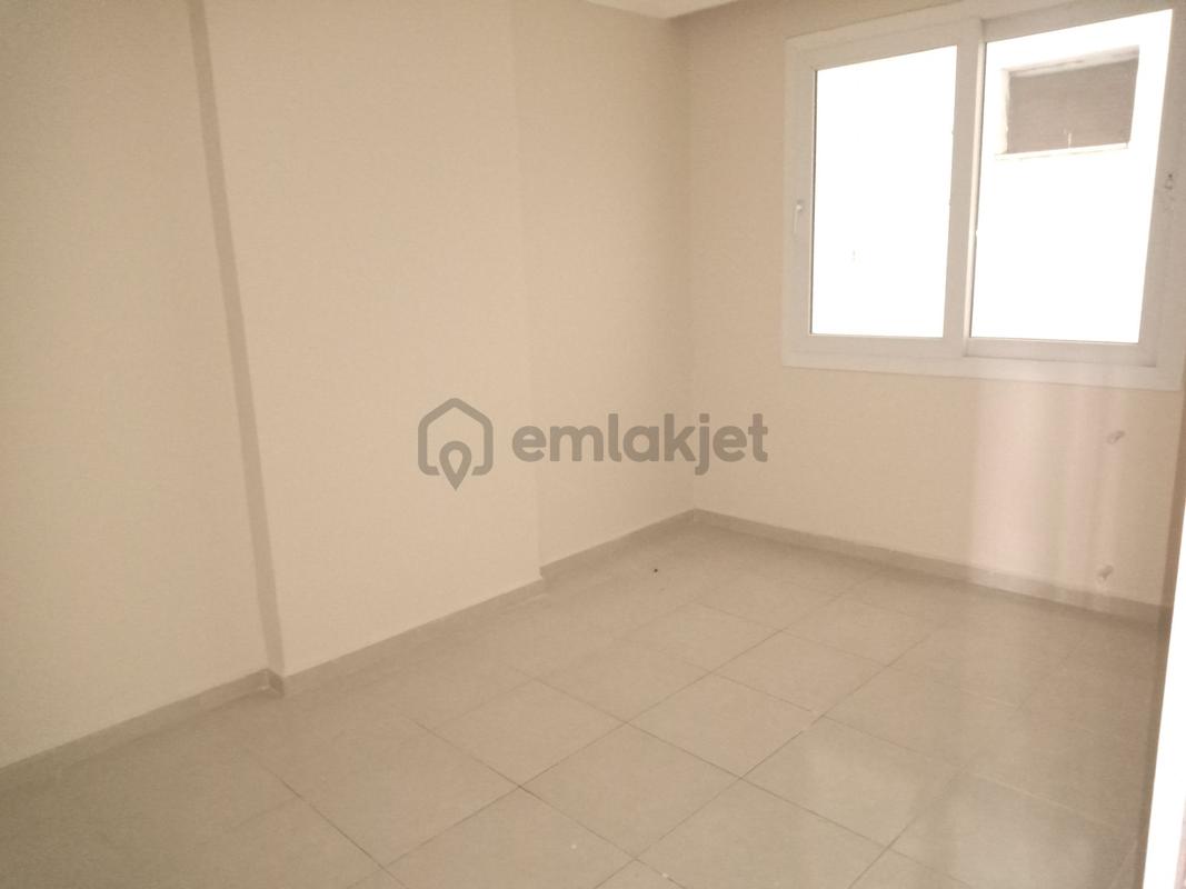 Karaağaç Konarlı Mahallesinde Gürsel Mevkisinde Kiracılı Ara Kat Temiz Satılık Daire - Görünüm 5