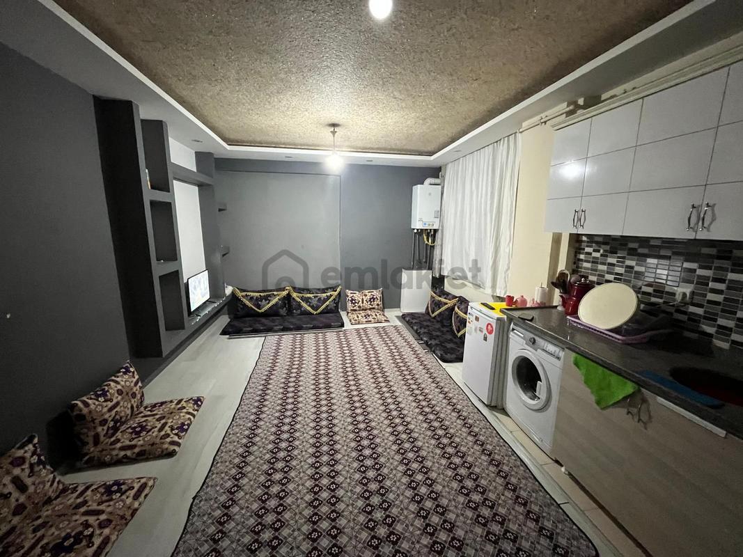 Cumhuriyet Mahallesinde Geniş Satılık 2+1 Daire - View 4