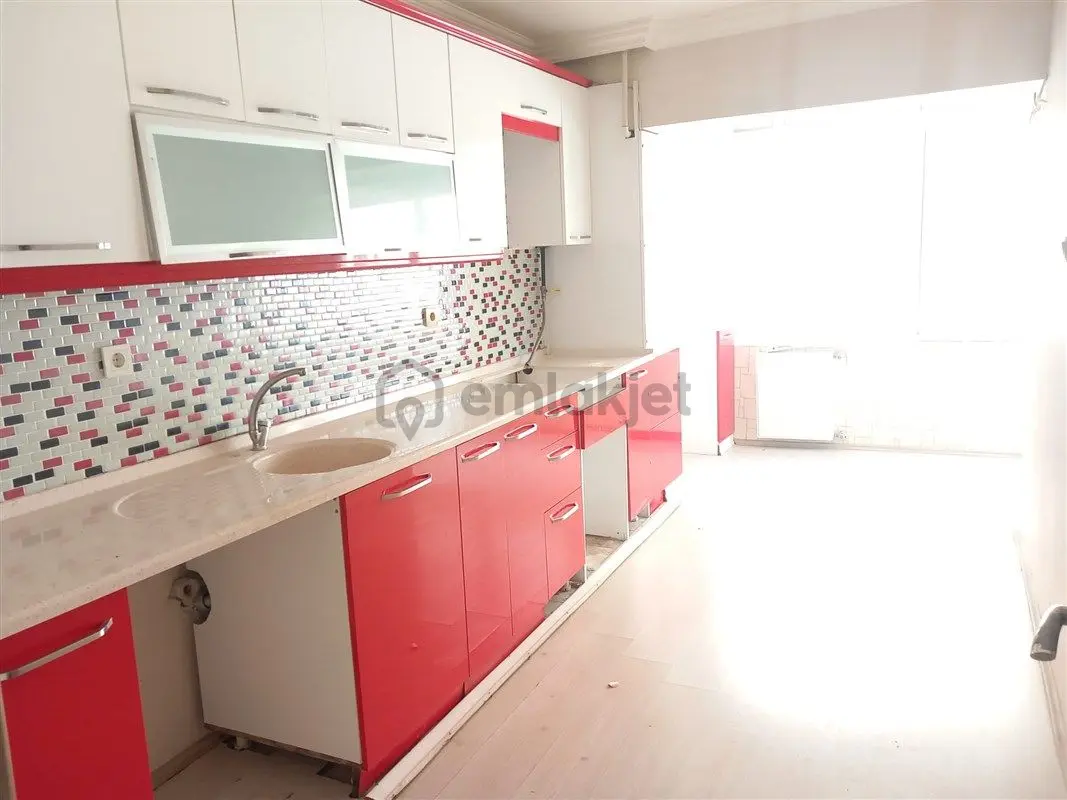 Apartment in Yıldırım - View 5