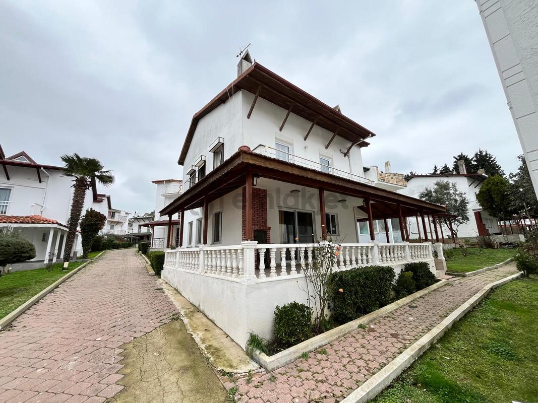 Denize Sıfır Eşyalı 4+1 Villa | Özel Plajlı | Mavi Su Sitesi, Tekirdağ