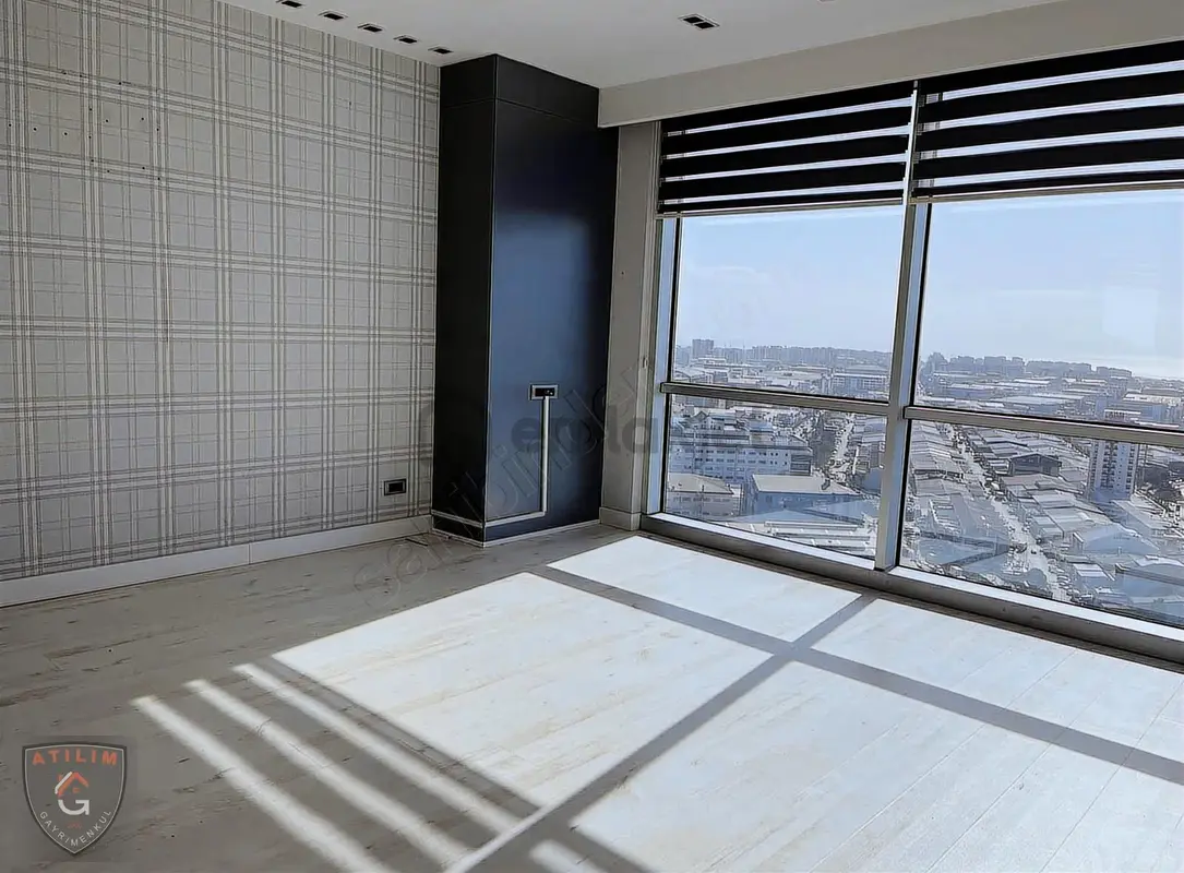 Skyport Residence'da Deniz Manzaralı Bakımlı Ofis - View 6