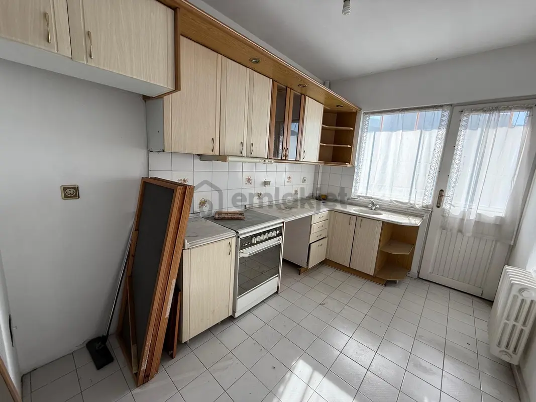 Apartment in Ortahisar, Pelitli Mahallesi, Cumhuriyet - View 2