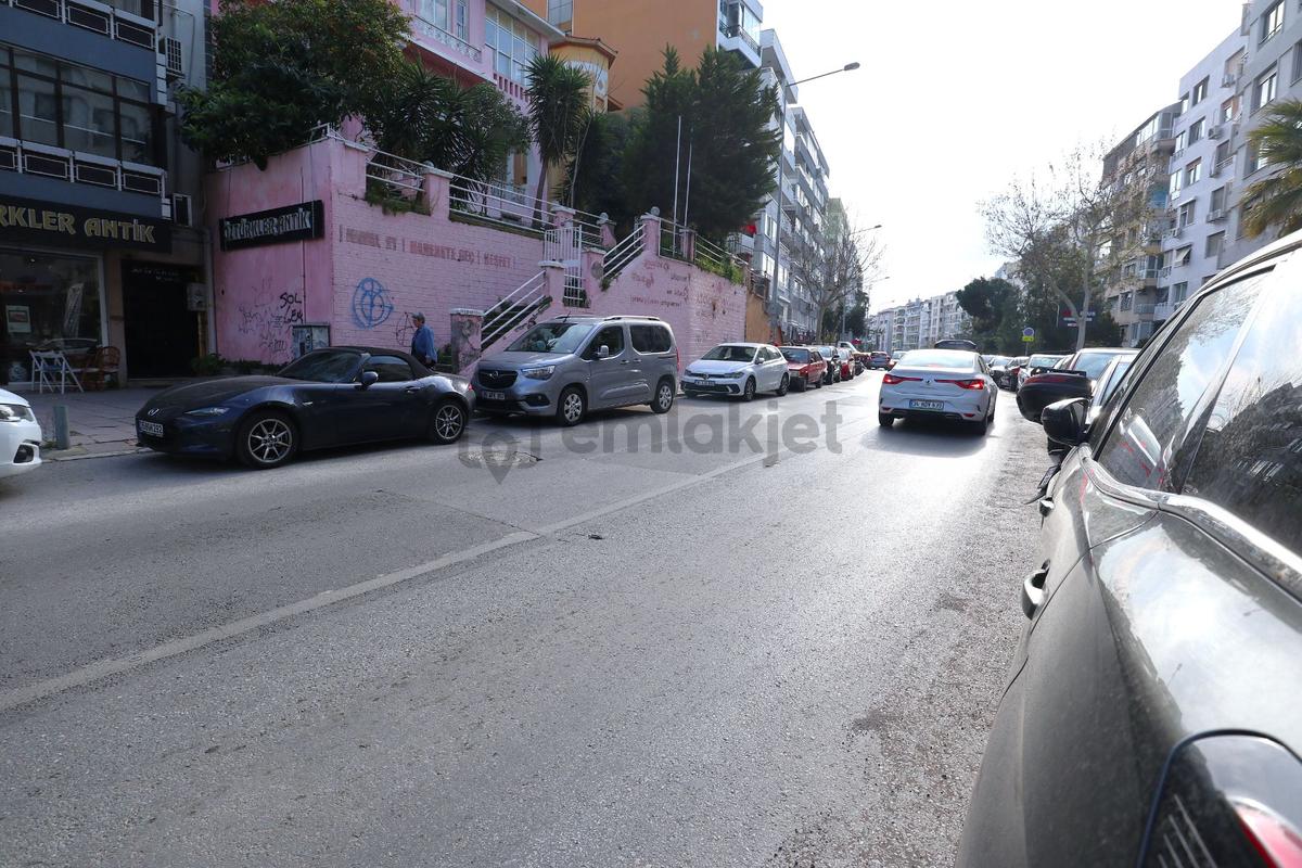Simge Emlak Göztepe Mithatpaşa Caddesi Üzeri Satılık İşyeri - Daha fazla