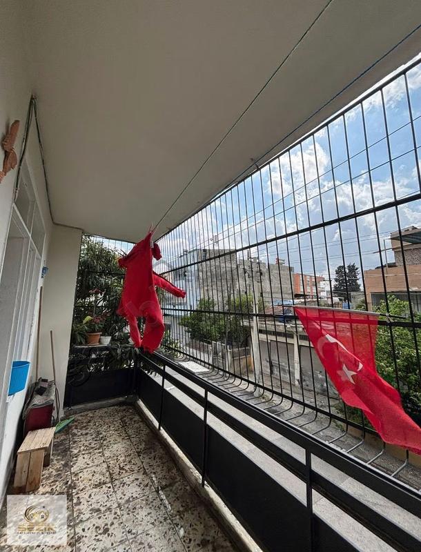 İstiklal Mah. Merkezi Konum Köşe Başı Komple Satılık Müstakil Ev - Görünüm 3