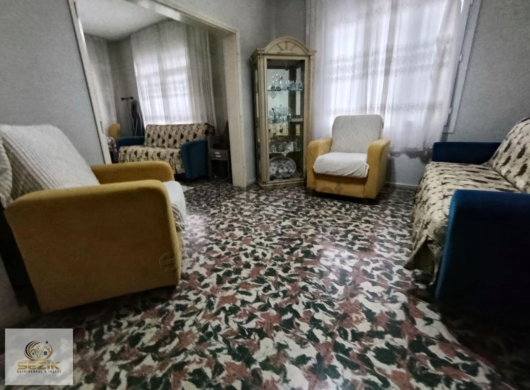 İstiklal Mah. Merkezi Konum Köşe Başı Komple Satılık Müstakil Ev - Görünüm 5