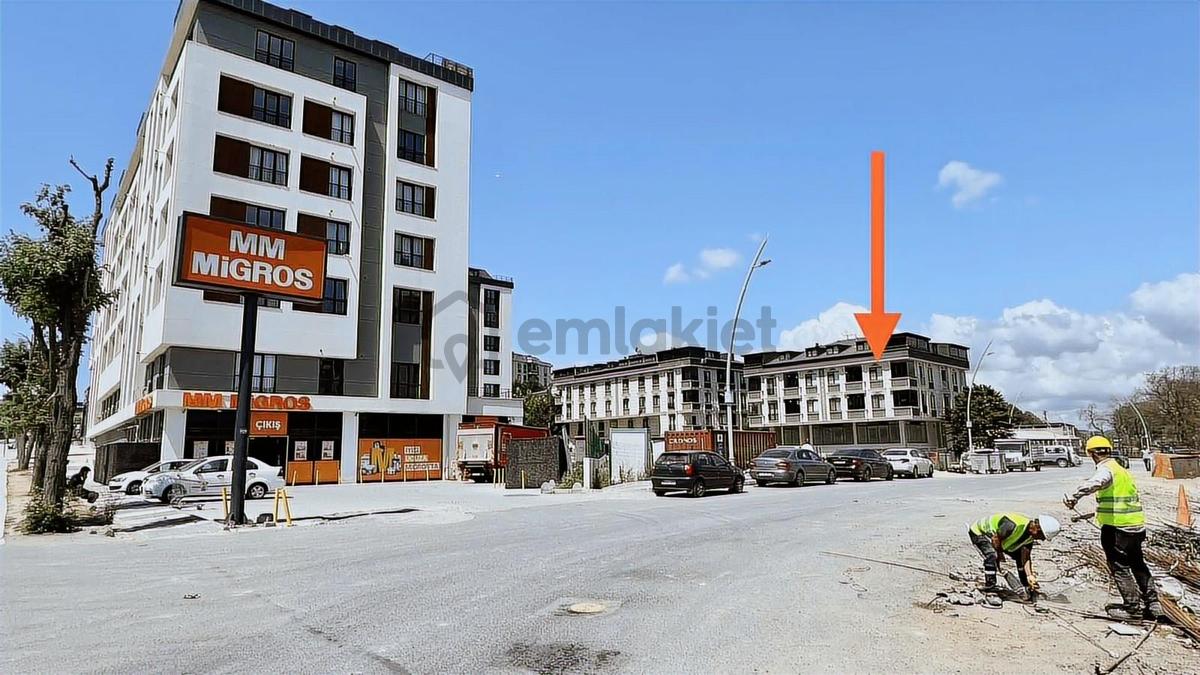 Bolluca'nın En İşlek Caddesinde Kiralık Dükkan - Daha fazla