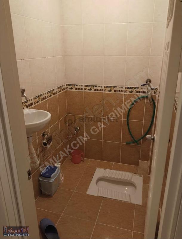 Emlakcımdan Yeni Mah.de Bakımlı Asansörlü 3+1 Dairemiz - More