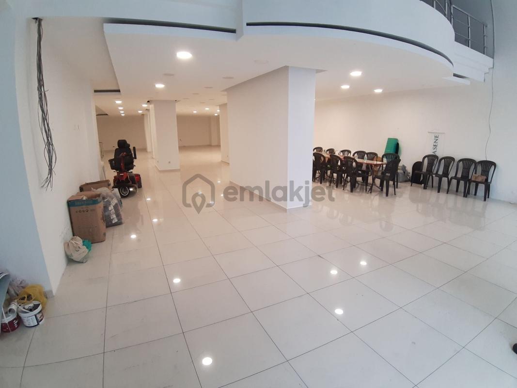 Yayla Gayrımenkuldn Ilkadım Bulvara Cephe Kıralık Dükkan 800 M² - Görünüm 2