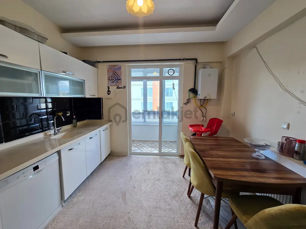 Beyazşehir De 3+1 Satılık Daire - Görünüm 4