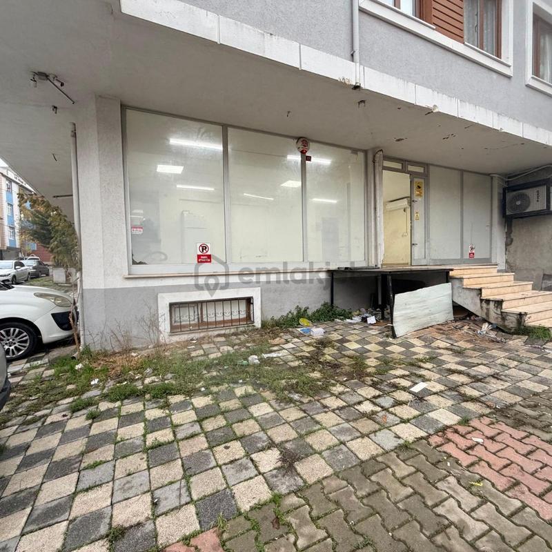 Adil Mah Acil Fiyat Düştü , Geniş Bir Dükkan Mağaza (180/120 m² - More