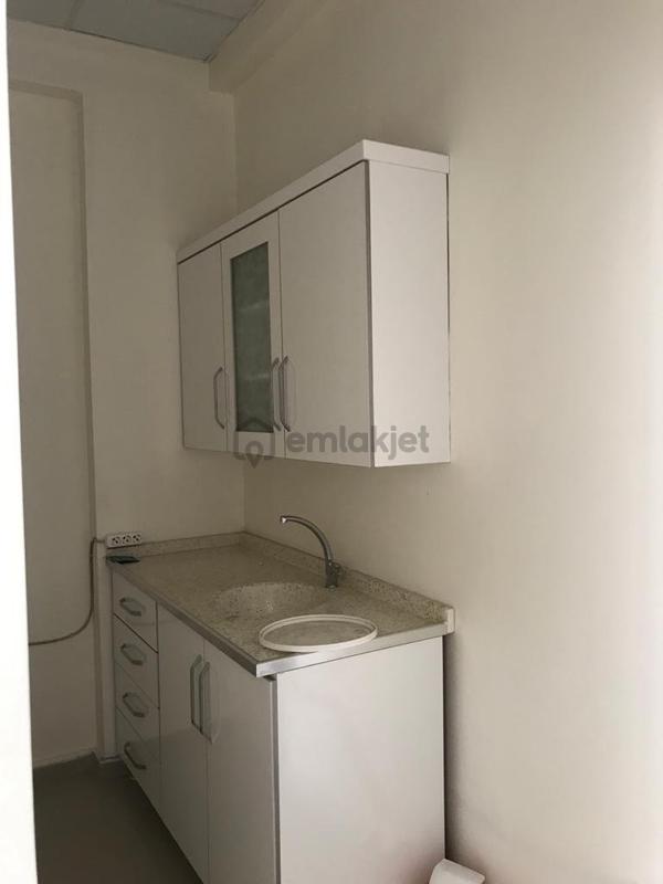 Makro Life Gayrimenkul'den Tekel Caddesinde Acil Satılık Fırsat Yatırımlık Dükkan - Görünüm 6