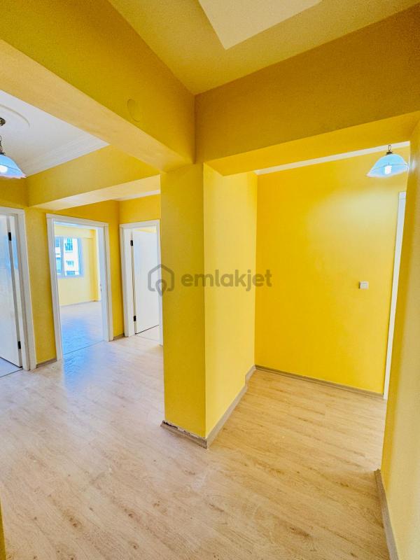 Didim Merkezde Masrafsız Hastane Ve Pazara Komşu 110 M2 Asansörlü 3+1 Ayrı Mutfak Kafa Daire - Görünüm 6