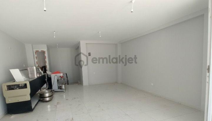 Sultanbeyli Mimar Sinan Mahallesinde Giriş Ve Bodrumlu İş Yeri - Görünüm 4