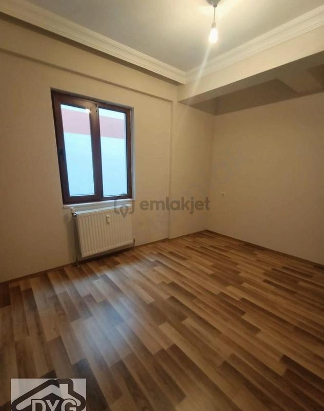 3+1 Doğalgazlı Kiralık Daire - Görünüm 2