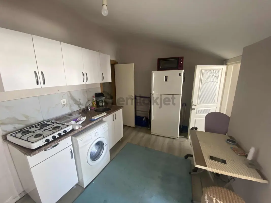 Yeşilyurt Mahallesinde 1+1 Eşyalı Kiralık Daire - Görünüm 4