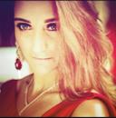 Esra Özşeker  
