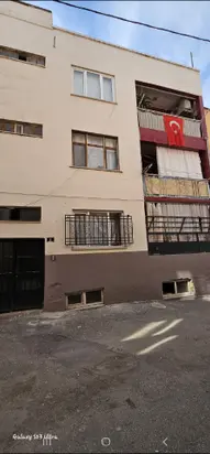 Daıre Fıyatına Müstakil Bahçeli 3 Buçuk Katlı Bina Daıre Fıyatına Müstakil Bahçeli 3 Buçuk Katlı Bina