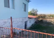 İşletme Ruhsatlı Ahır-imarlı Arsası Doğalgazlı Evi Satılık