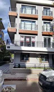 Genç Emlaktan Aydınlıkevlerde Yeni Binada 3+1 Satılık Daire Genç Emlaktan Aydınlıkevlerde Yeni Binada 3+1 Satılık Daire