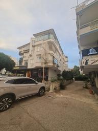 Satılık Şirinyalı Mahallesi Cadde Üzerinde 10 Odalı Dublex Güzellik Merkezi